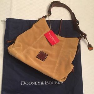 🆕FLASH SALE🆕 Dooney & Bourke North/South Purse